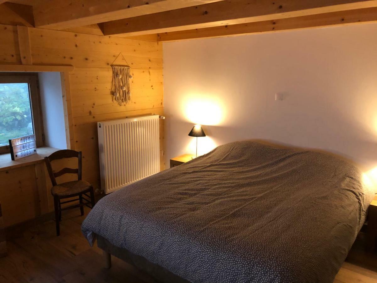 Chalet Du Bois Des Fugiers Ugine Eksteriør bilde