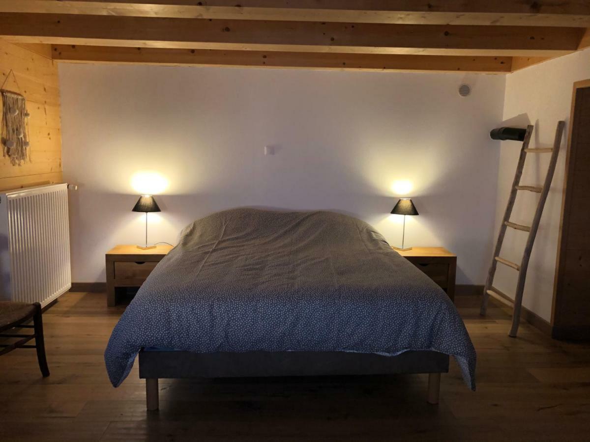 Chalet Du Bois Des Fugiers Ugine Eksteriør bilde