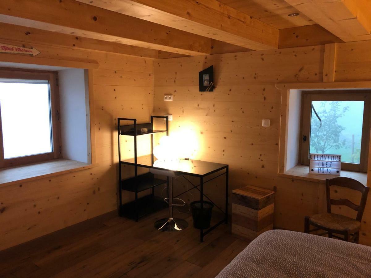 Chalet Du Bois Des Fugiers Ugine Eksteriør bilde